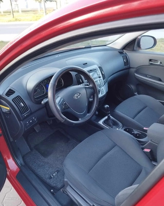 Hyundai I30 cena 15999 przebieg: 199900, rok produkcji 2008 z Radom małe 277